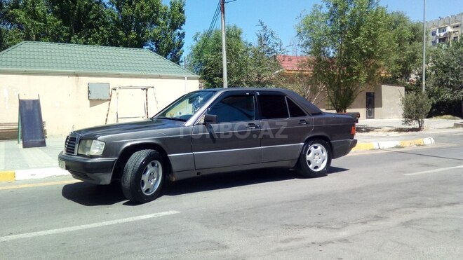 Mercedes 190 1992, 240,000 km - 2.0 l - Bakı