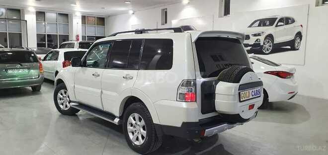 Mitsubishi Pajero 2009, 196,000 km - 3.0 l - Sumqayıt