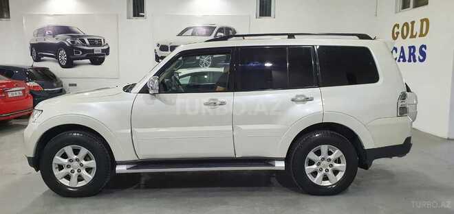 Mitsubishi Pajero 2009, 196,000 km - 3.0 l - Sumqayıt