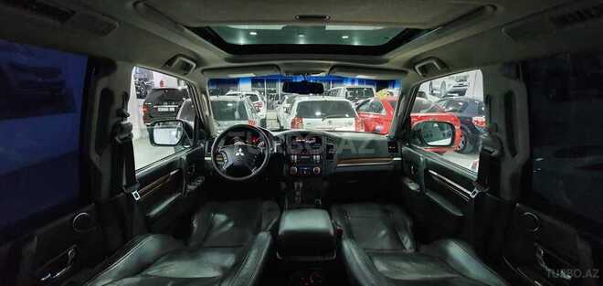Mitsubishi Pajero 2009, 196,000 km - 3.0 l - Sumqayıt