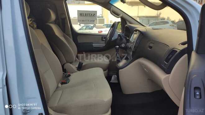 Hyundai H-1 2012, 135,000 km - 2.5 л - Bakı