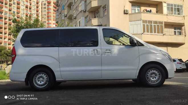 Hyundai H-1 2012, 135,000 km - 2.5 л - Bakı