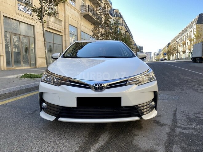 Toyota Corolla 2018, 58,000 km - 1.6 l - Bakı