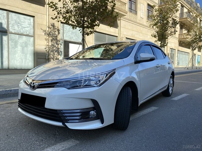 Toyota Corolla 2018, 58,000 km - 1.6 l - Bakı