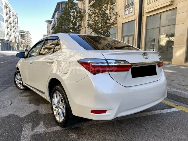 Toyota Corolla 2018, 58,000 km - 1.6 l - Bakı