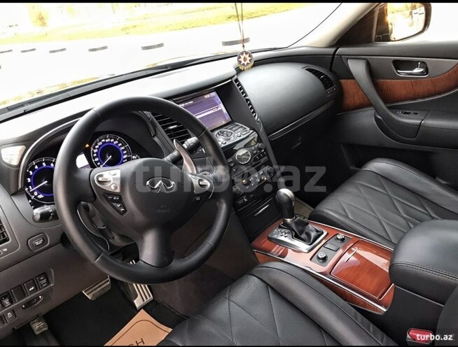 Infiniti QX70 2014, 91,000 km - 3.7 l - Lənkəran