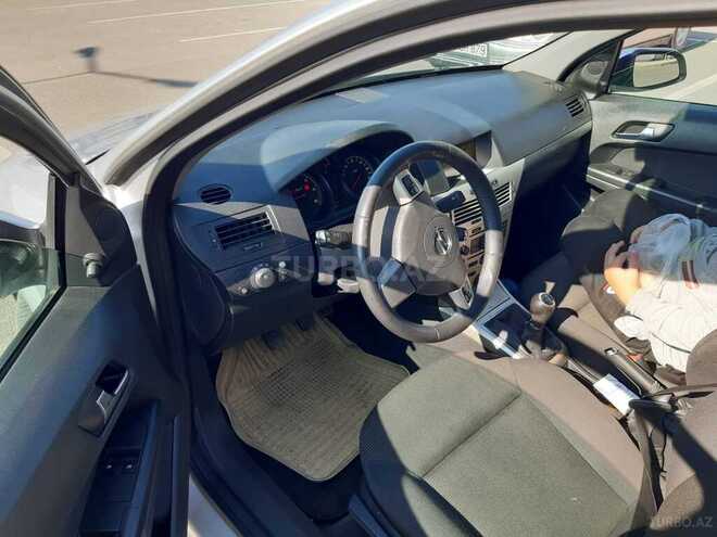 Opel Astra 2007, 204,000 km - 1.3 l - Bakı