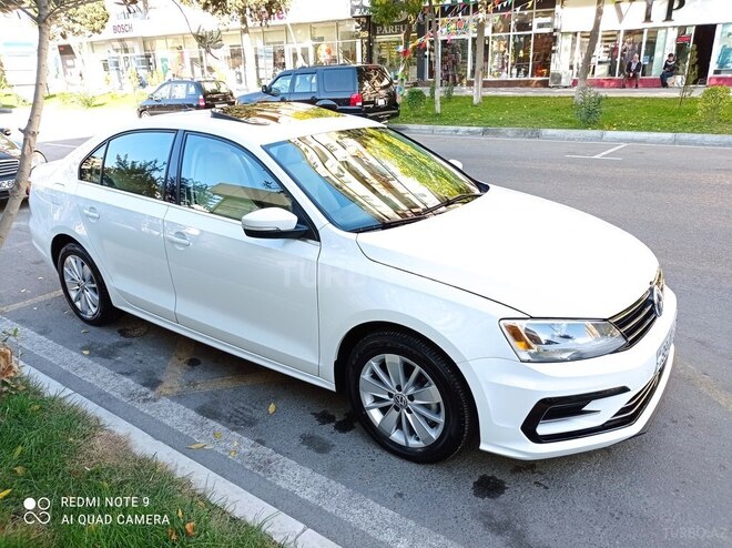 Volkswagen Jetta 2016, 68,500 km - 1.7 л - Bakı