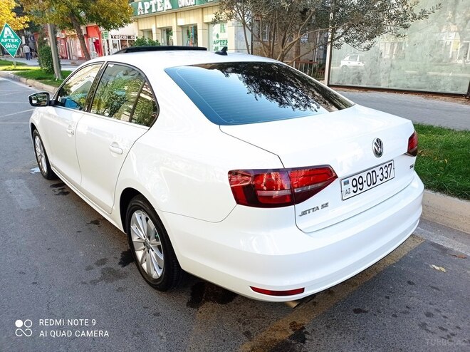 Volkswagen Jetta 2016, 68,500 km - 1.7 л - Bakı