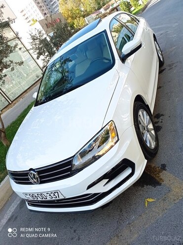 Volkswagen Jetta 2016, 68,500 km - 1.7 л - Bakı