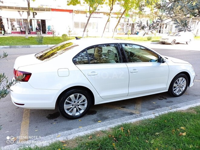 Volkswagen Jetta 2016, 68,500 km - 1.7 л - Bakı