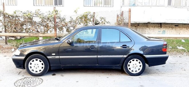 Mercedes C 180 2000, 438,733 km - 1.8 л - Bakı