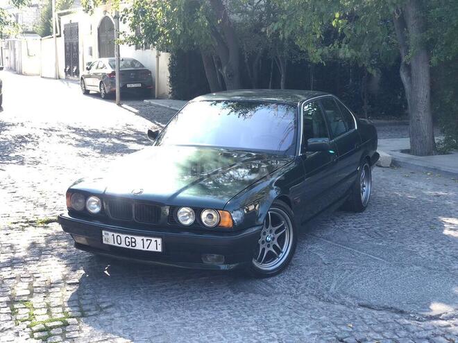 BMW 525 1992, 355,000 km - 2.5 l - Bakı