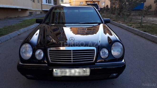 Mercedes E 320 1999, 183,000 km - 3.2 l - Bakı