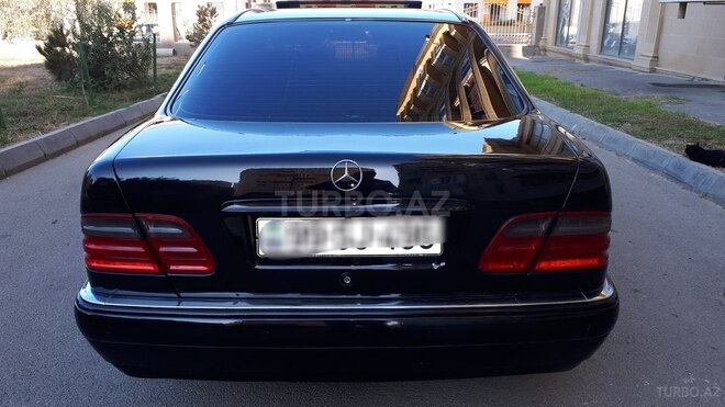 Mercedes E 320 1999, 183,000 km - 3.2 l - Bakı