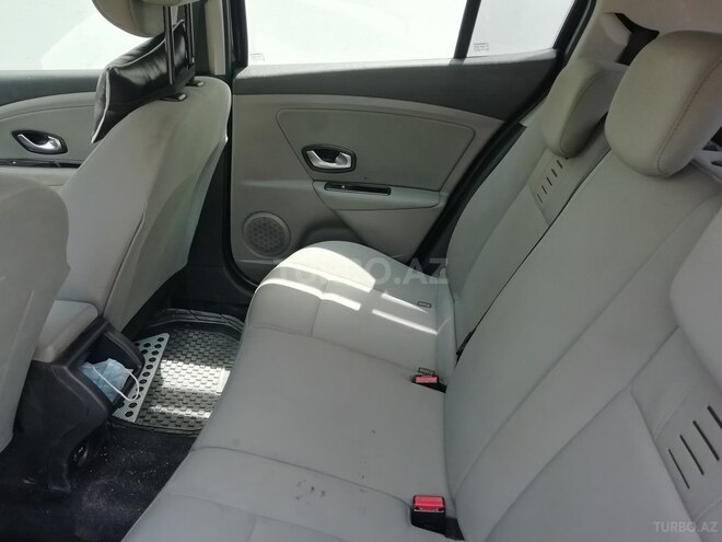 Renault Megane 2010, 30,000 km - 1.5 l - Bakı
