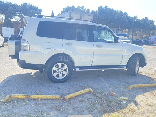 Mitsubishi Pajero 2008, 156,000 km - 3.0 л - Bakı