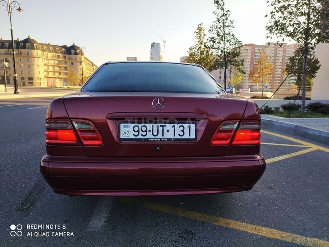 Mercedes E 200 2000, 295,000 km - 2.0 l - Bakı