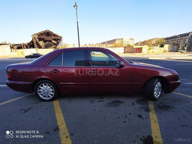 Mercedes E 200 2000, 295,000 km - 2.0 l - Bakı