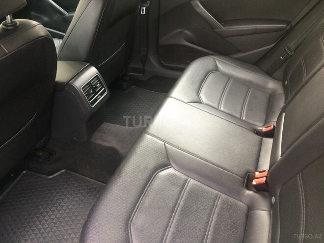 Volkswagen Passat 2013, 147,170 km - 2.5 l - Bakı
