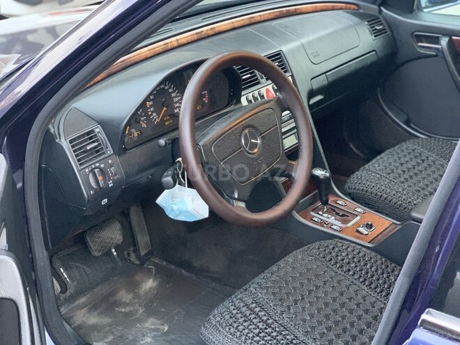 Mercedes C 240 1999, 276,400 km - 2.4 l - Bakı