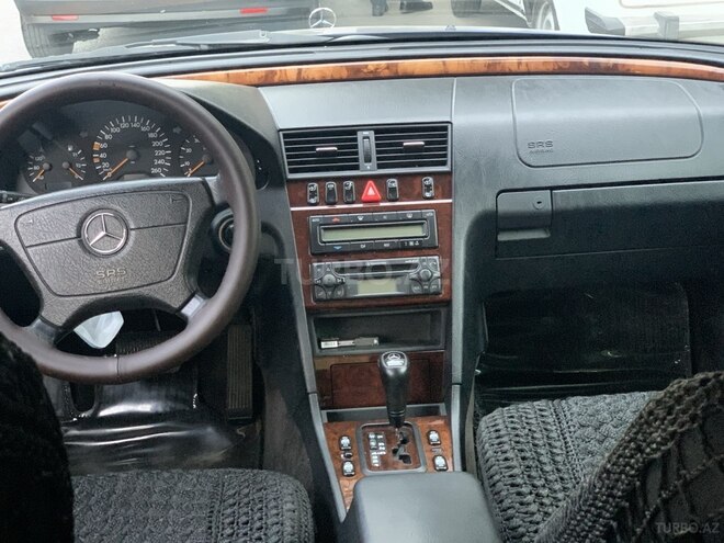 Mercedes C 240 1999, 276,400 km - 2.4 l - Bakı