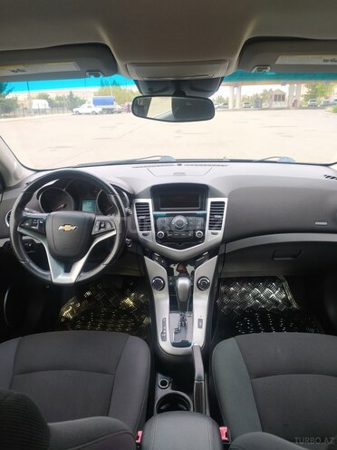 Chevrolet Cruze 2011, 170,000 km - 1.4 l - Yevlax