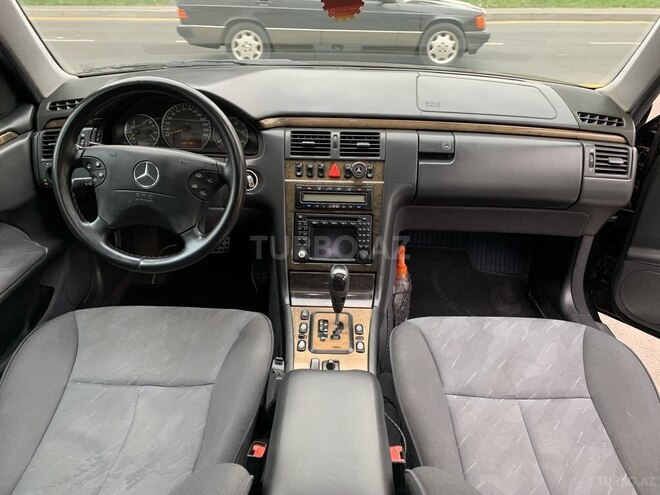 Mercedes E 320 2000, 347,000 km - 3.2 l - Bakı