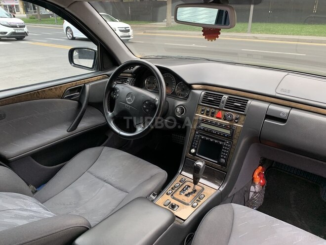 Mercedes E 320 2000, 347,000 km - 3.2 l - Bakı