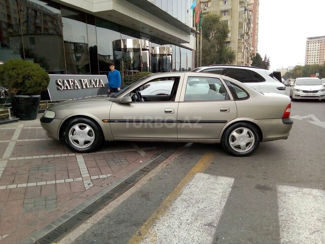 Opel Vectra 1998, 221,333 km - 1.6 l - Bakı