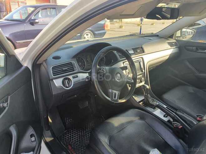 Volkswagen Passat 2012, 274,000 km - 2.5 l - Bakı