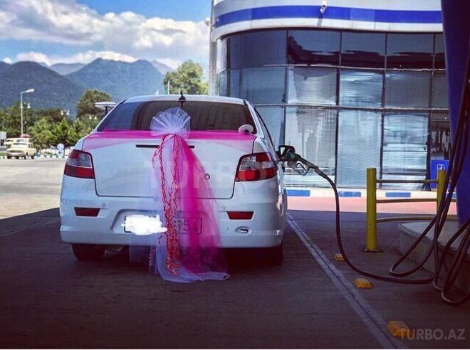 Iran Khodro Runna 2014, 260,000 km - 1.6 л - Bakı