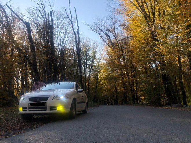Iran Khodro Runna 2014, 260,000 km - 1.6 л - Bakı