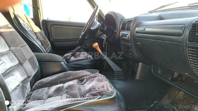 GAZ 31105 2004, 111,190 km - 2.4 l - Quba