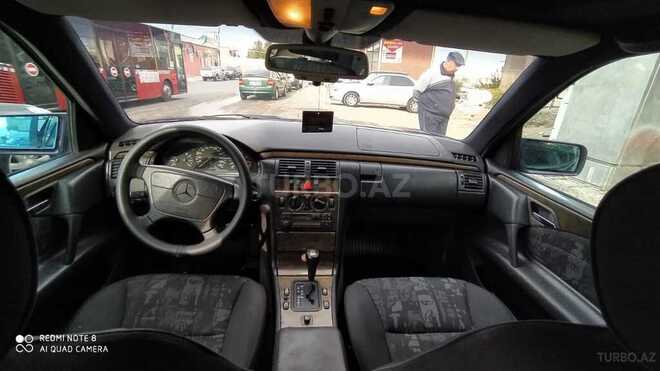 Mercedes E 230 1997, 349,000 km - 2.3 l - Bakı