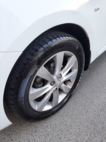 Hyundai Accent 2012, 211,000 km - 1.6 l - Bakı