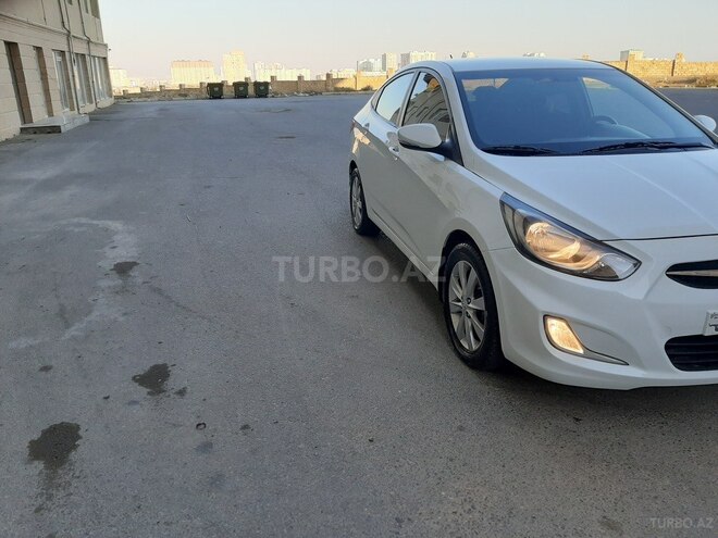 Hyundai Accent 2012, 211,000 km - 1.6 l - Bakı