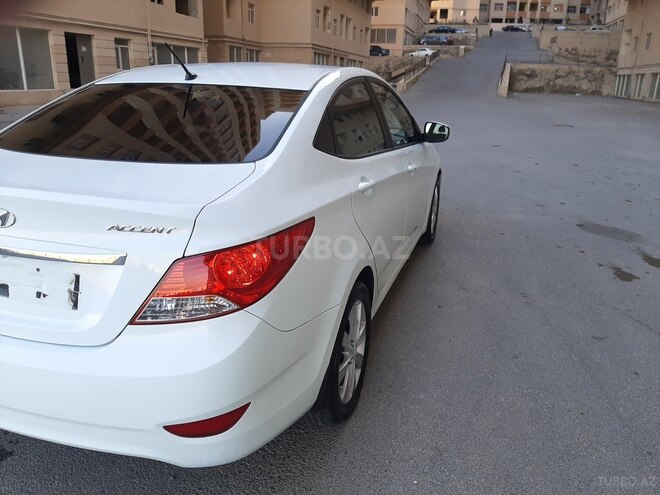 Hyundai Accent 2012, 211,000 km - 1.6 l - Bakı