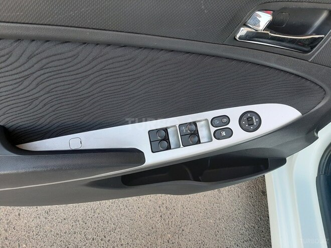 Hyundai Accent 2012, 211,000 km - 1.6 l - Bakı