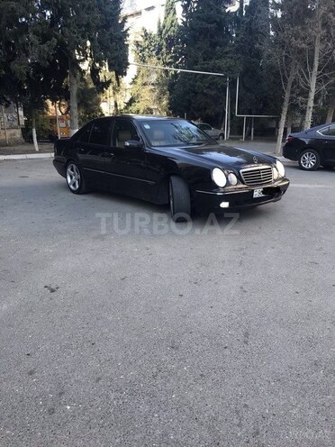 Mercedes E 320 2000, 250,000 km - 3.2 л - Bakı