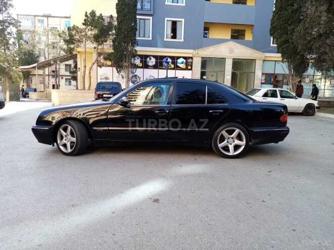 Mercedes E 320 2000, 250,000 km - 3.2 л - Bakı