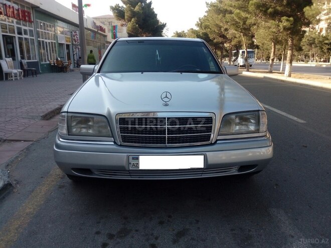 Mercedes C 220 1995, 435,000 km - 2.2 l - Sumqayıt