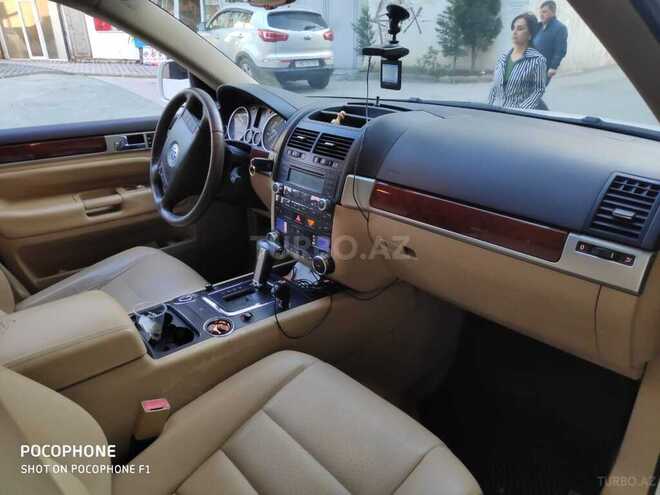 Volkswagen Touareg 2005, 236,000 km - 3.2 l - Bakı