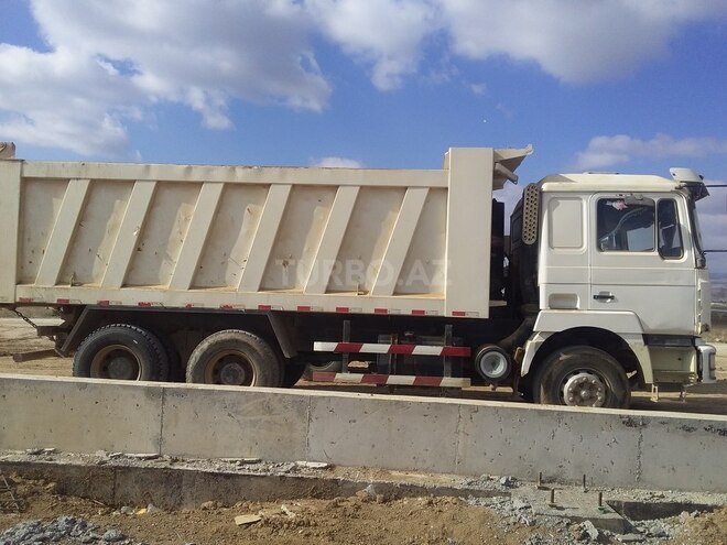 Shacman F2000 2012, 3,080,600 km - 12.0 l - Şamaxı