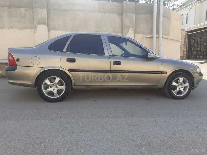 Opel Vectra 1996, 236,153 km - 1.8 л - Bakı