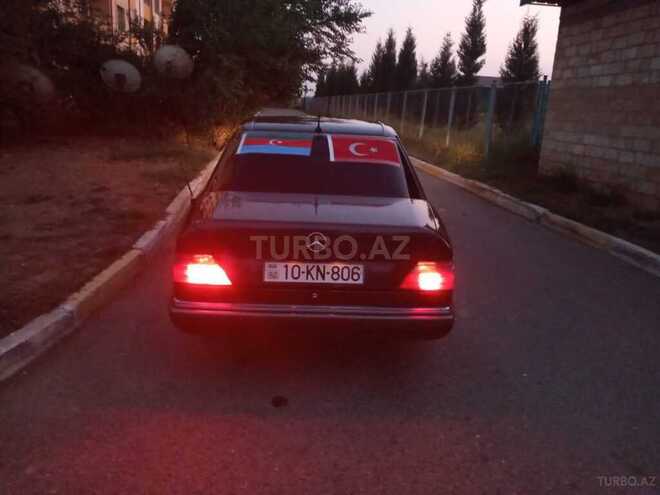 Mercedes E 230 1995, 214,233 km - 2.3 l - Sumqayıt