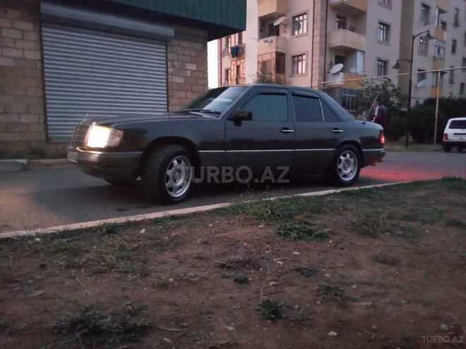 Mercedes E 230 1995, 214,233 km - 2.3 l - Sumqayıt