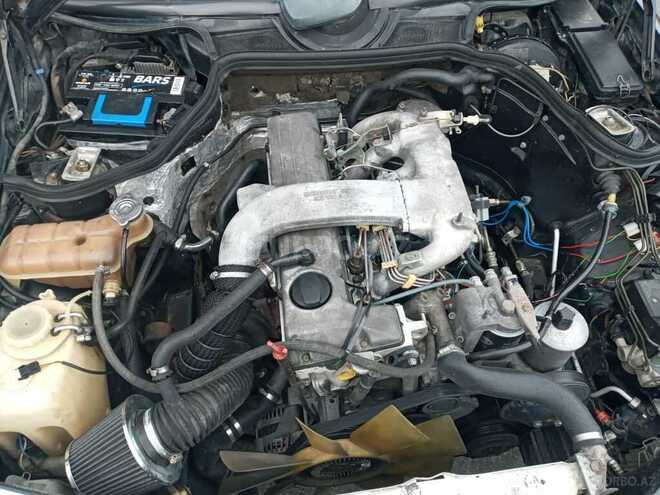 Mercedes E 230 1995, 214,233 km - 2.3 l - Sumqayıt