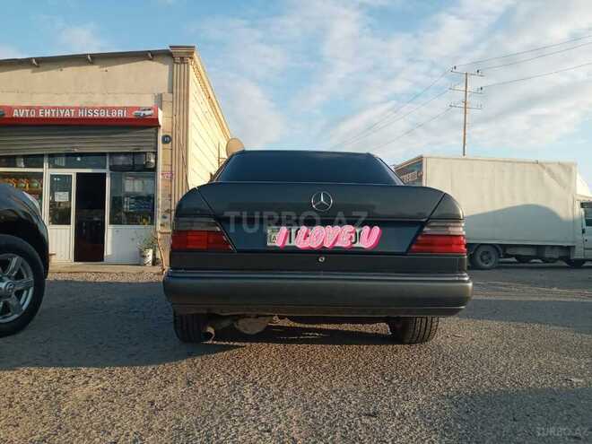Mercedes E 230 1995, 214,233 km - 2.3 l - Sumqayıt