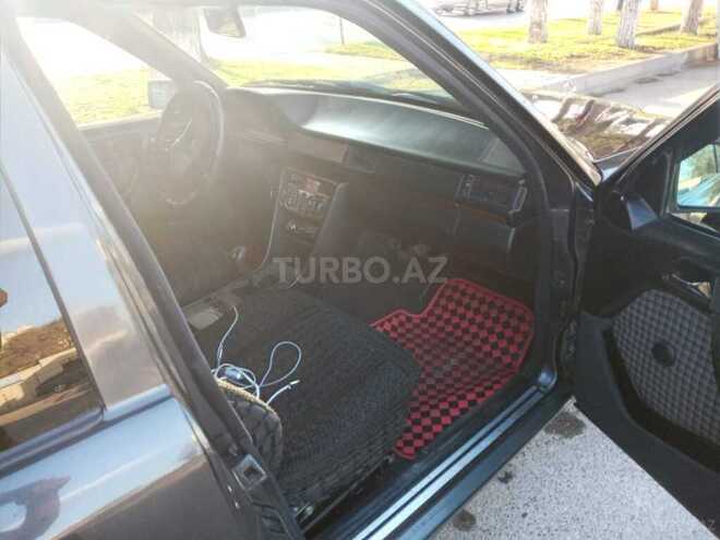 Mercedes E 230 1995, 214,233 km - 2.3 l - Sumqayıt